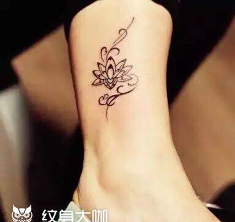 莲花图腾纹身图片