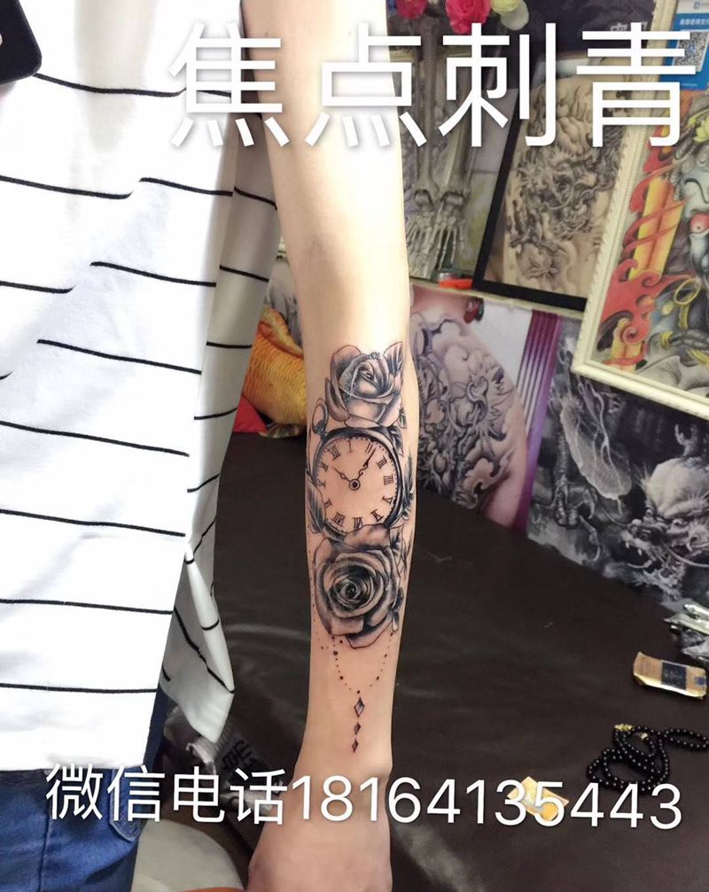 怀表纹身图片