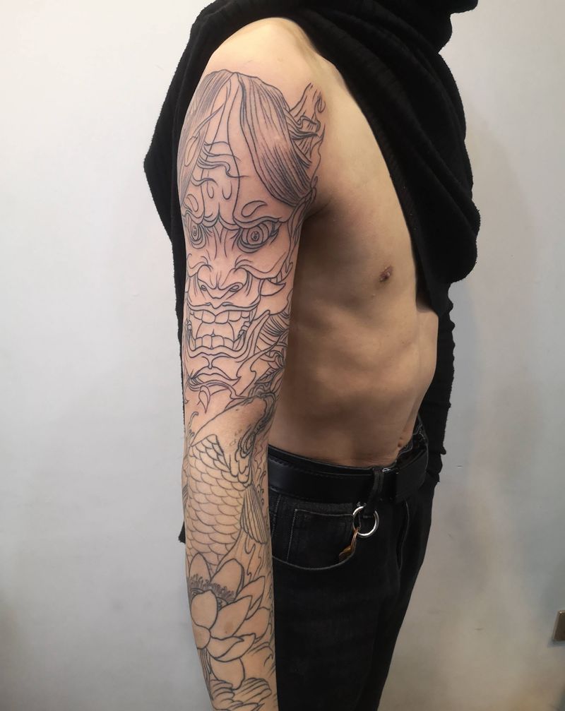 刺魂穿孔纹身作品纹身图片_手臂老传统纹身图案