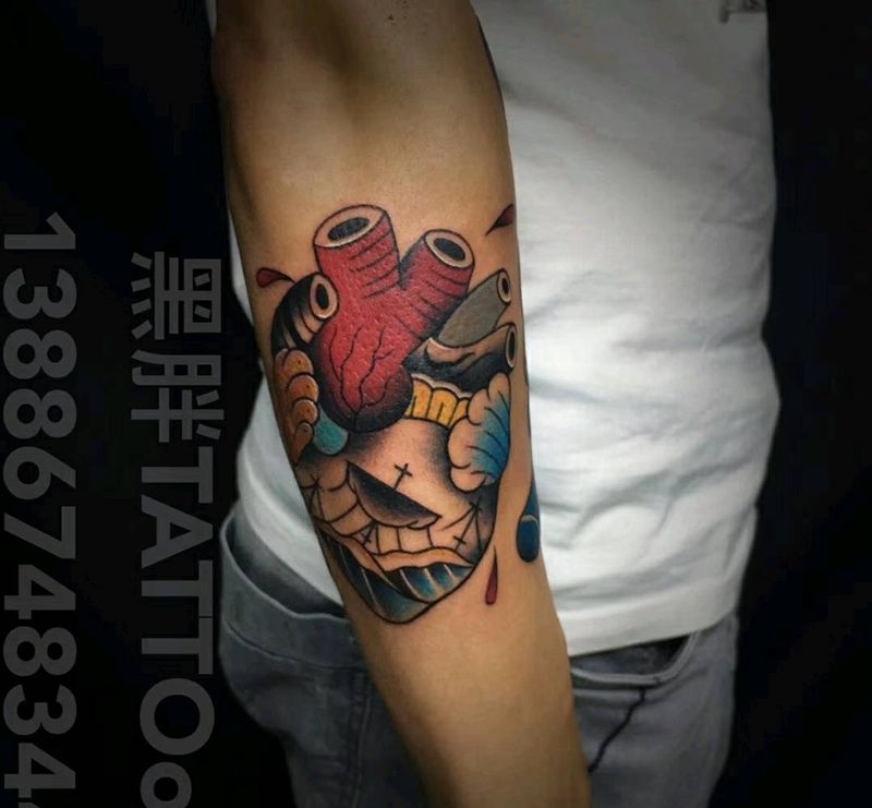 小心脏纹身图片