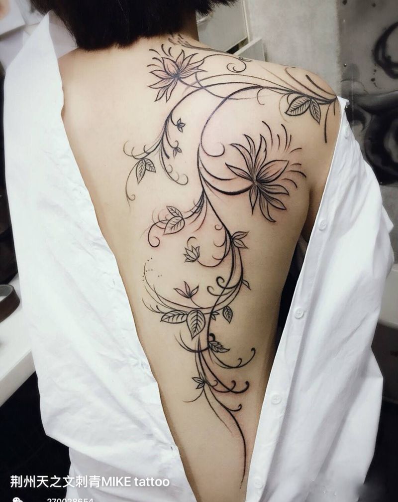 花藤纹身图片_成品背部欧美图腾原创植物纹身图案