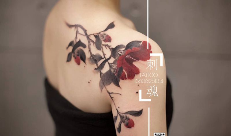 肩膀纹身图片_肩部几何新传统纹身图案