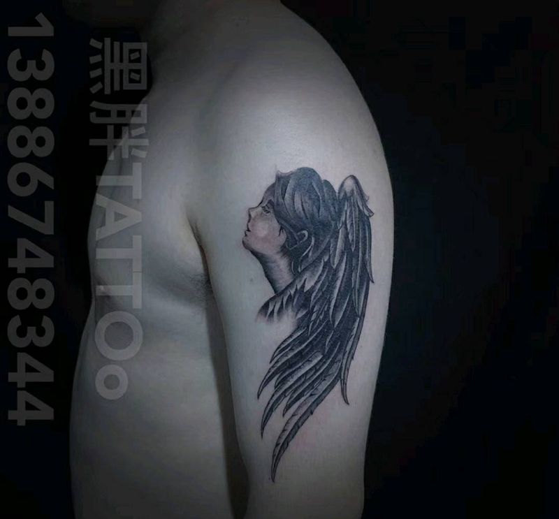 翅膀纹身图片