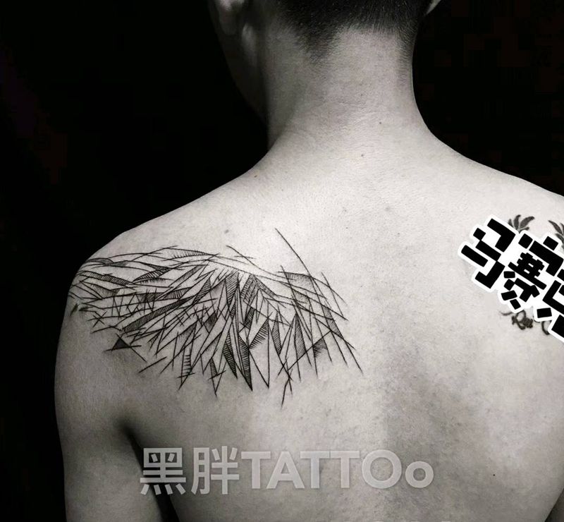 翅膀纹身图片