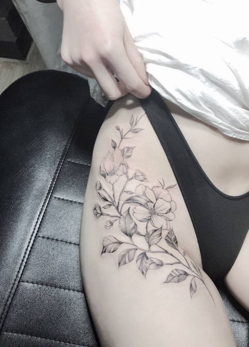 素花纹身图片_臀部腰部花纹身图案