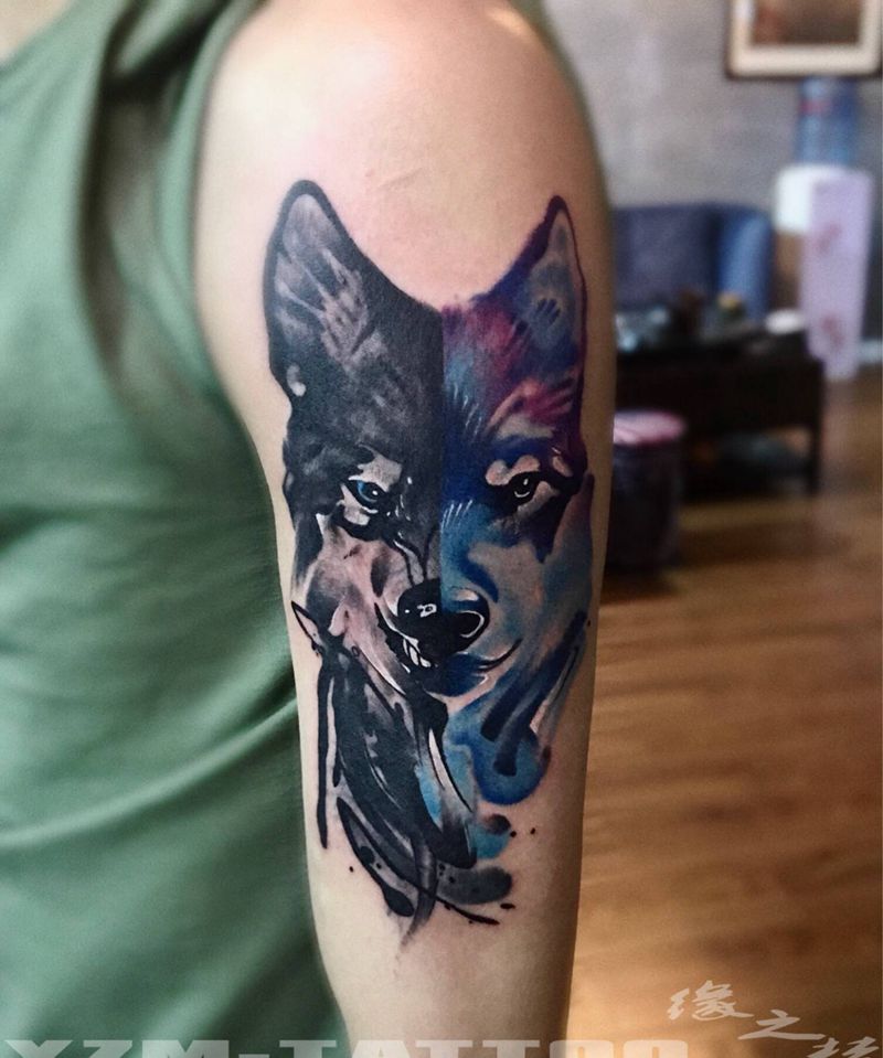 水彩狼头纹身图片_手臂水彩纹身图案