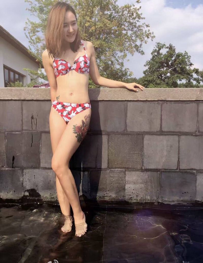 美女的买家秀纹身图片_成品腿部胸部腰部腹部背部臀部传统欧美动物纹身图案