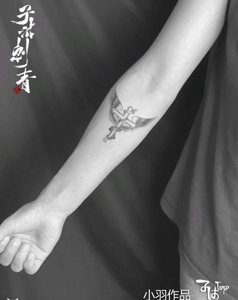 天使翅膀十字架纹身图片_几何图腾纹身图案