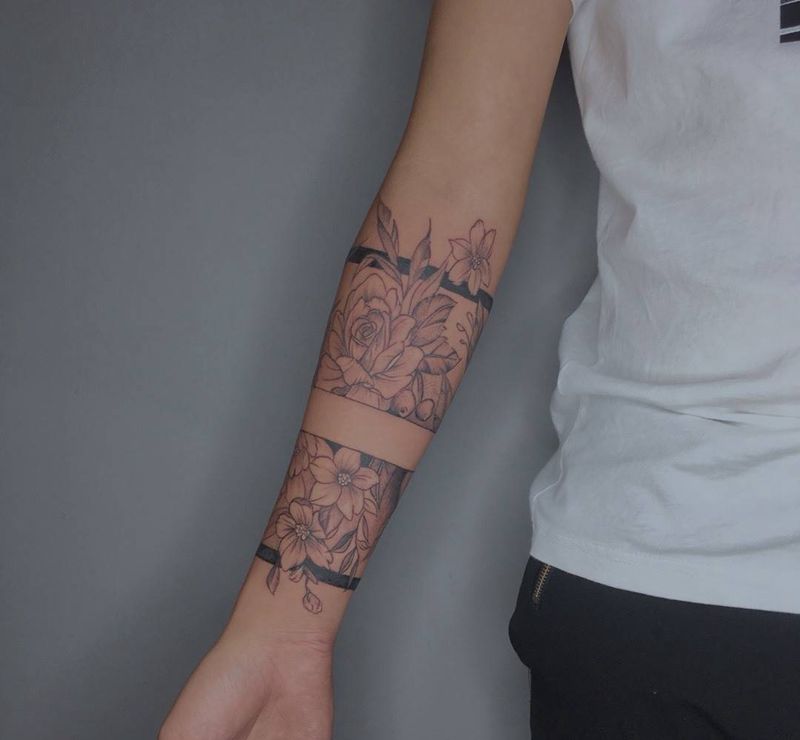 花臂纹身图片_手臂线花纹身图案