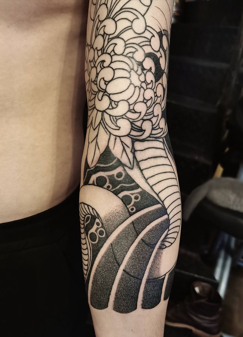 七分袖半胛纹身图片_手臂老传统老传统花臂长沙长沙学纹身图案