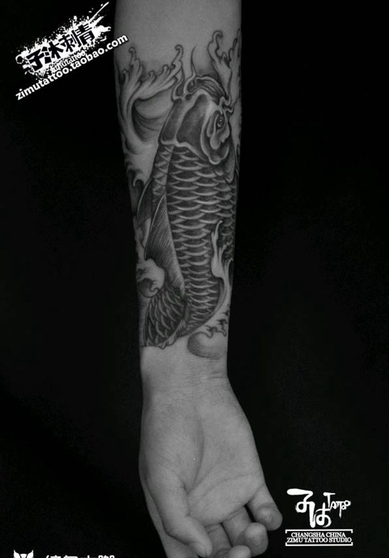 包小臂 鱼 浪  道纹身图片_成品纹身图案