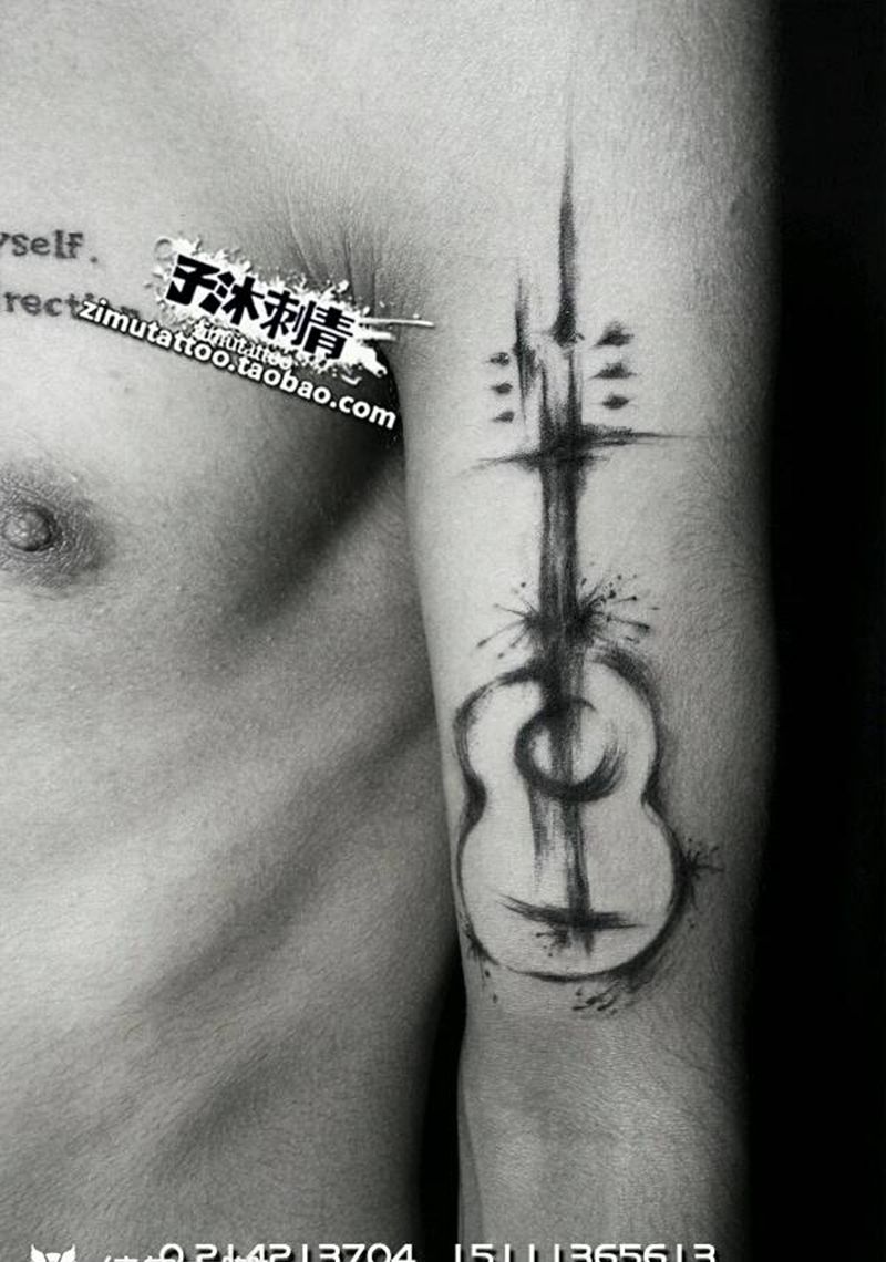 泼墨吉他纹身图片