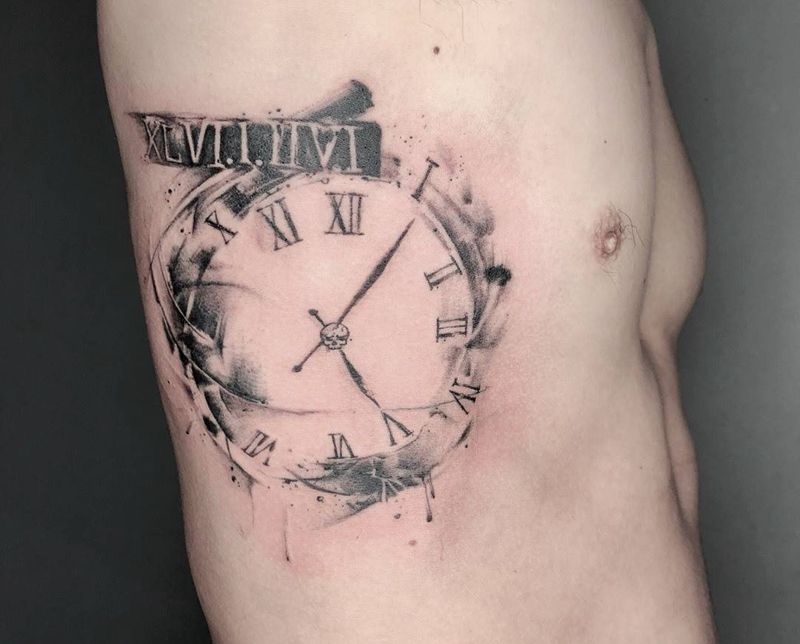 水墨时间纹身图片_颈部水墨纹身图案