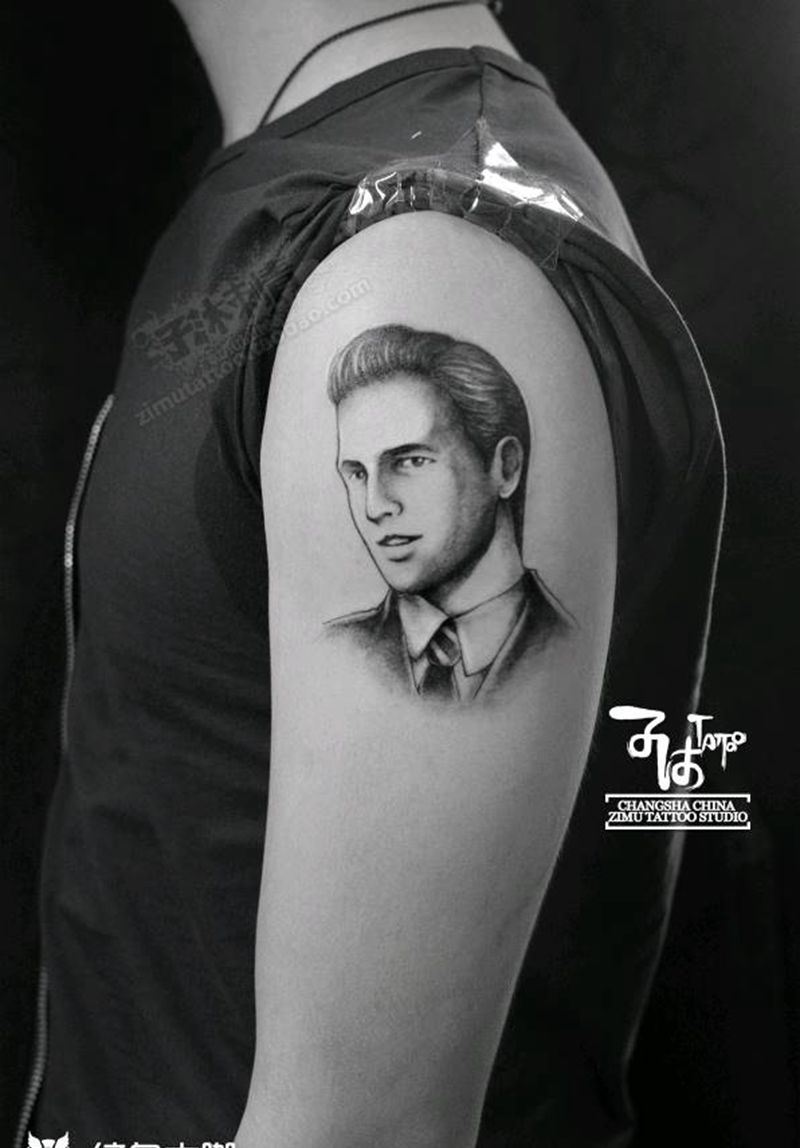 耗时1.6  马龙 白兰度纹身图片_手臂肖像人物成品纹身图案