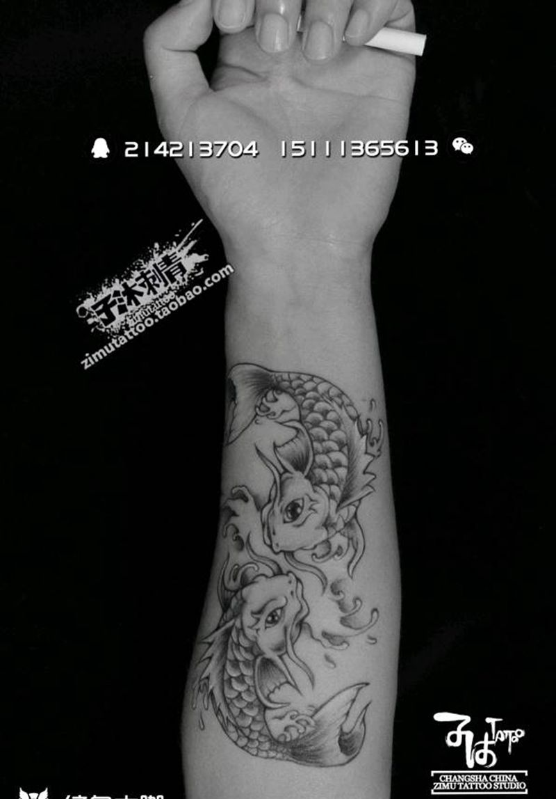 双鱼耗时2.8 一喜一怒纹身图片