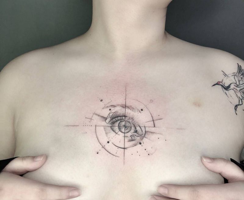 眼界纹身图片_胸部几何纹身图案
