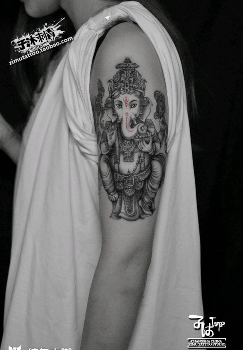 象神大臂写实黑灰宗教佛印度纹身图片_欧美写实纹身图案