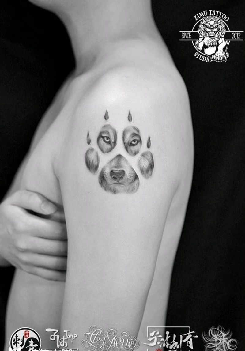 狼头足印足迹纹身图片_欧美写实几何纹身图案