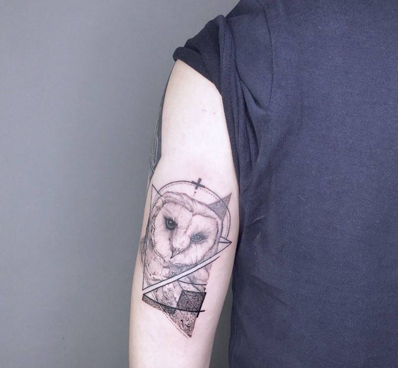 猫头鹰纹身图片_成品插画手臂欧美动物荆州唯刺青原创纹身图案