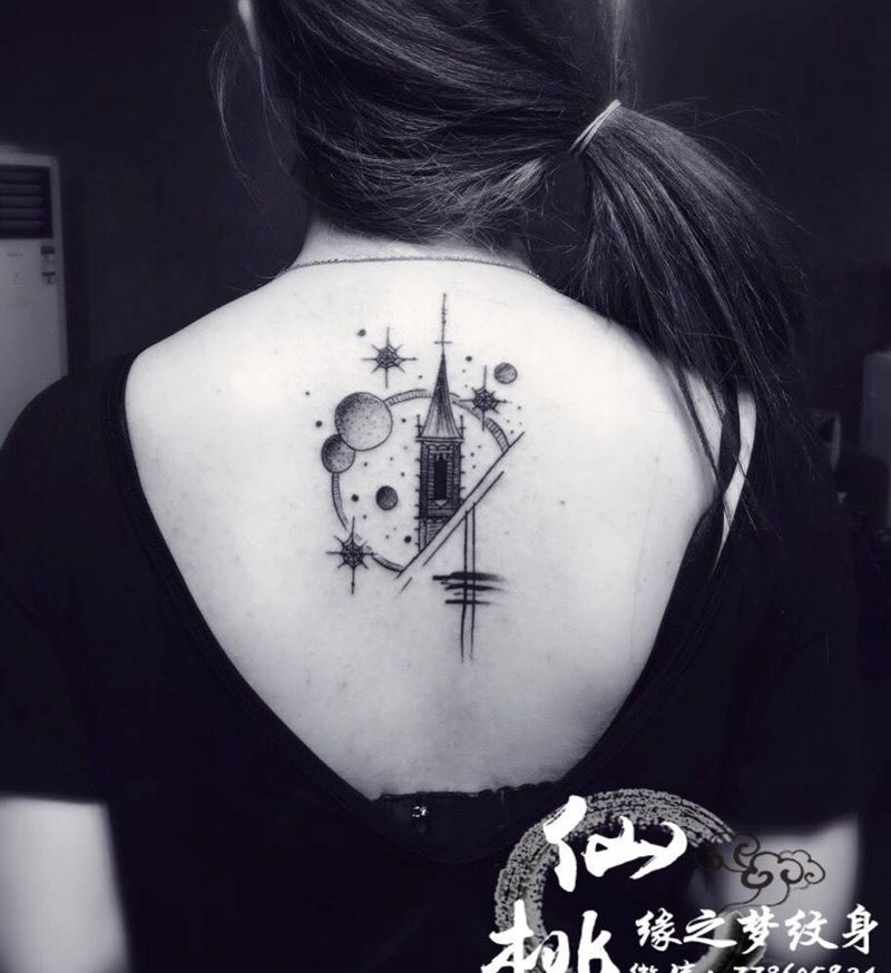 城堡纹身图片_颈部成品清新几何纹身图案