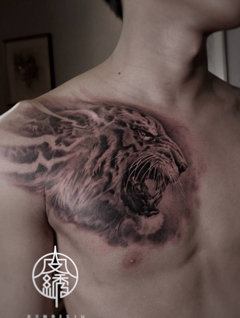 猛兽纹身图片_胸部欧美写实纹身图案