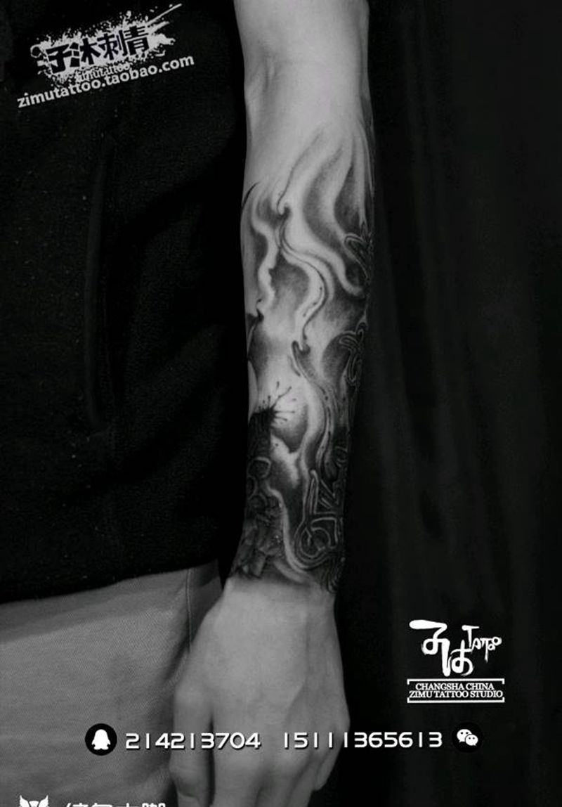 暴力遮盖  泼墨浓黑纹身图片
