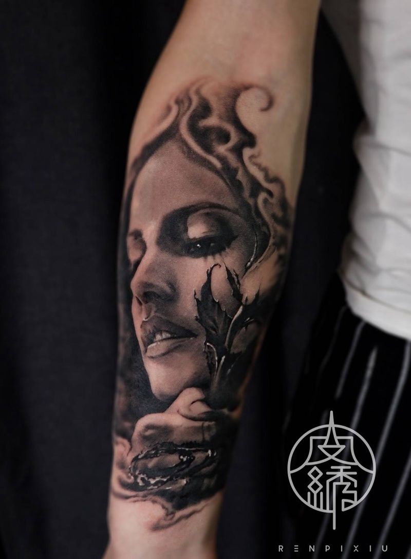 欧美女孩纹身图片_成品手臂手部欧美肖像写实人物纹身图案