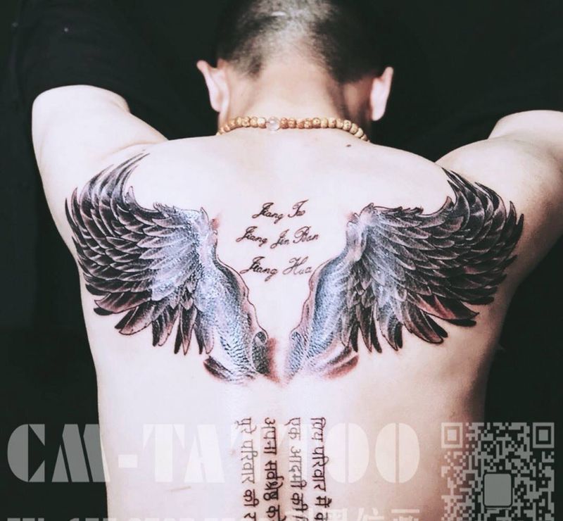 翅膀纹身图片