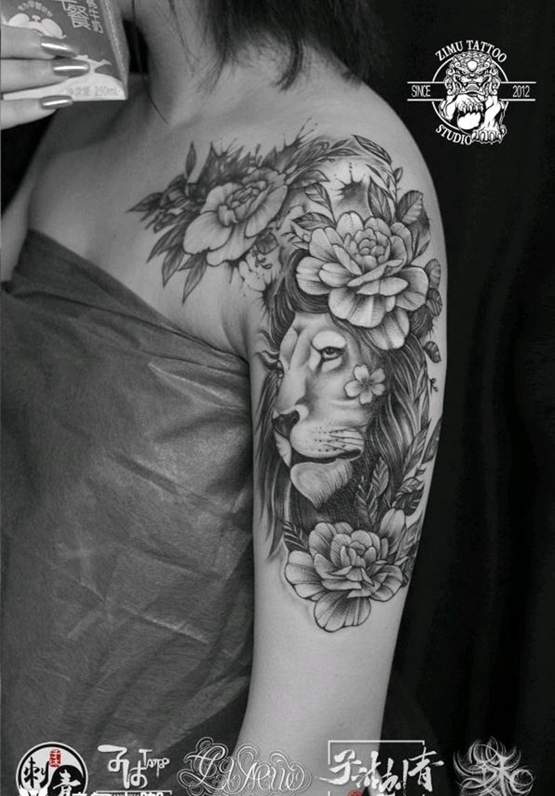泼墨甩针 狮子与花纹身图片_New School几何纹身图案