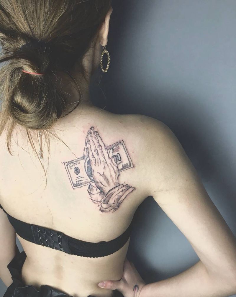 祈祷发大财纹身图片_成品背部欧美几何原创荆州唯刺青纹身图案