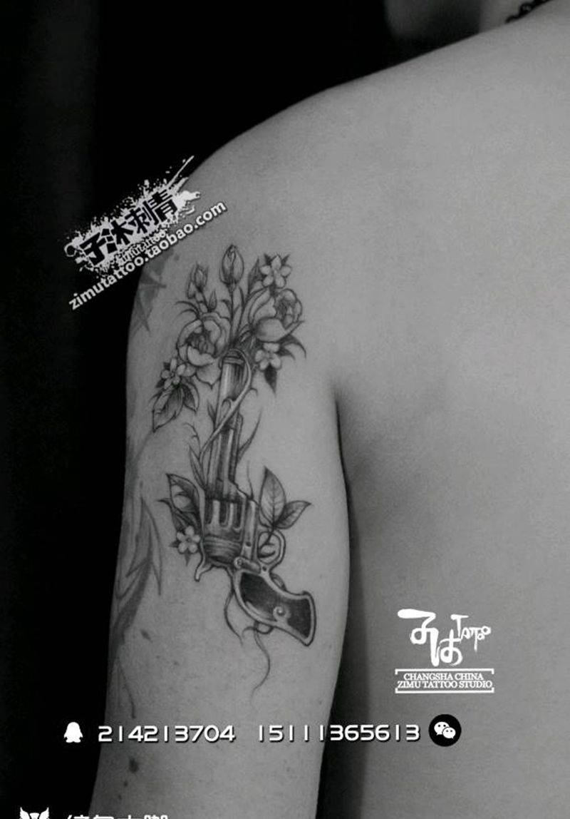 耗时2.0 枪 :花纹身图片