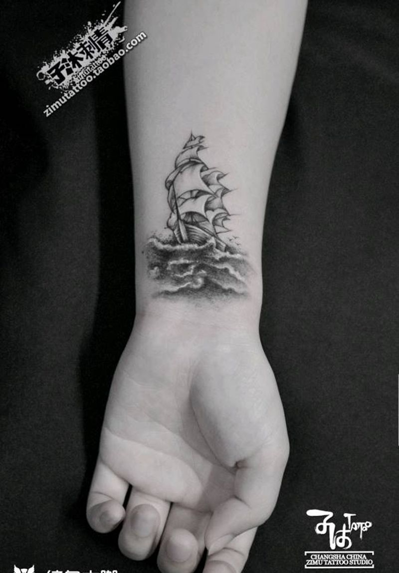 遮盖手腕 大海帆船纹身图片