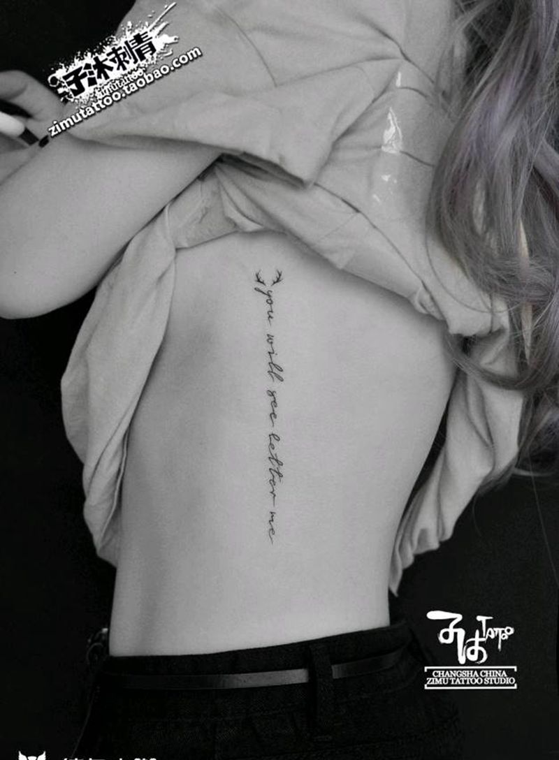 侧腰 文字 鹿角纹身图片