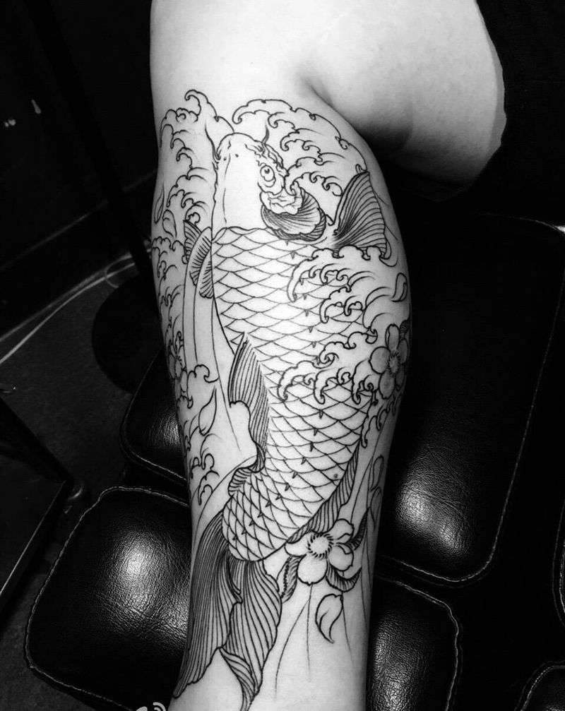 线条纹身图片_成品肩部腿部背部手臂传统欧美动物字符纹身图案