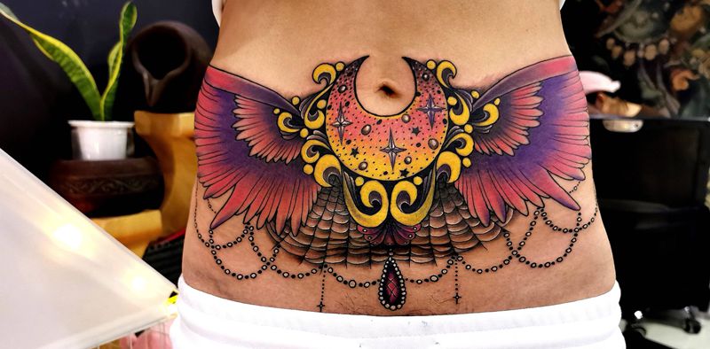 剖腹产伤疤遮盖纹身图片_腹部New School翅膀长沙长沙学纹身图案