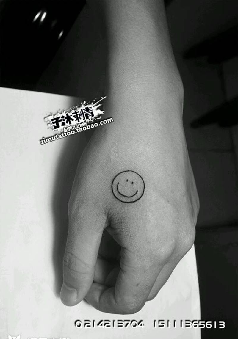 笑脸纹身图片