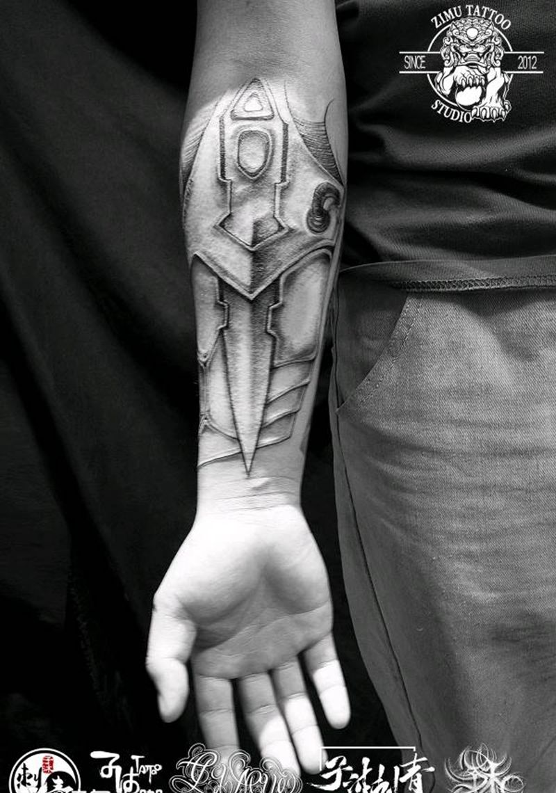 包小臂 两结合 简与繁 内与外纹身图片_新传统欧美写实纹身图案