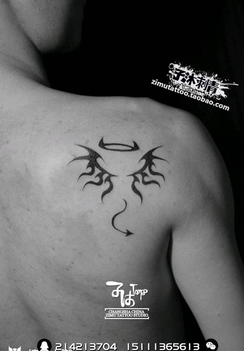 耗时0.8   天使与恶魔纹身图片