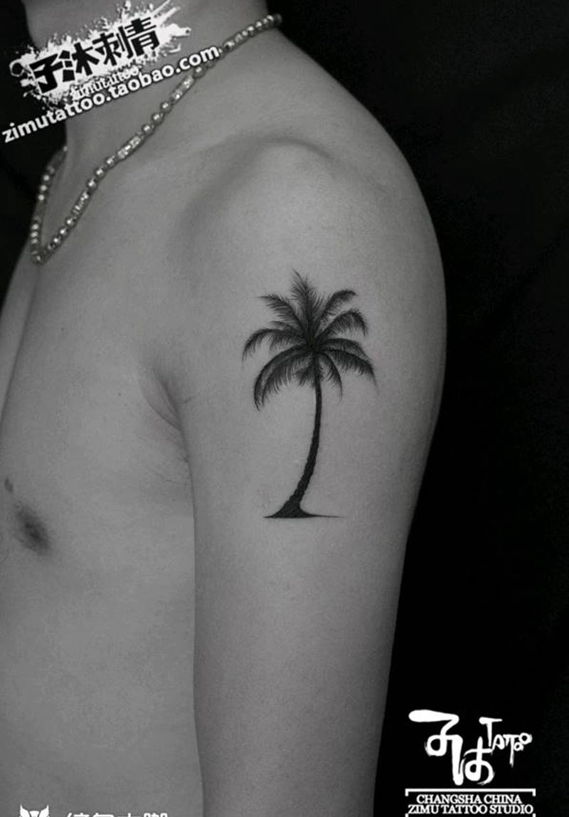 椰树大臂纹身图片