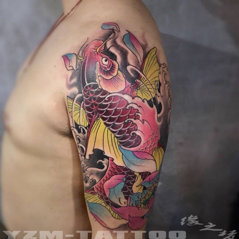 鲤鱼纹身图片_手臂新传统纹身图案