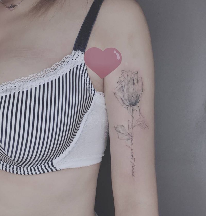 蔷薇纹身图片_成品手臂清新植物荆州唯刺青纹身图案