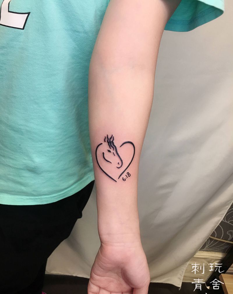 情侣纹身纹身图片_手部脚部纹身图案