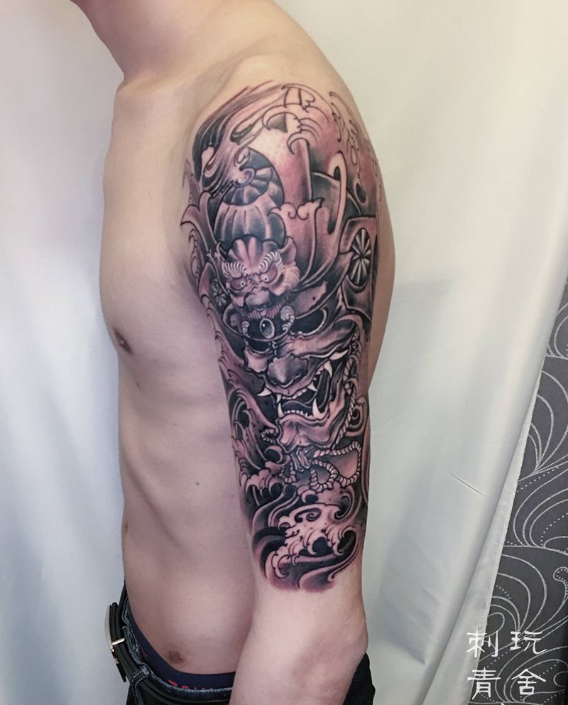 武士纹身图片_手部新传统纹身图案