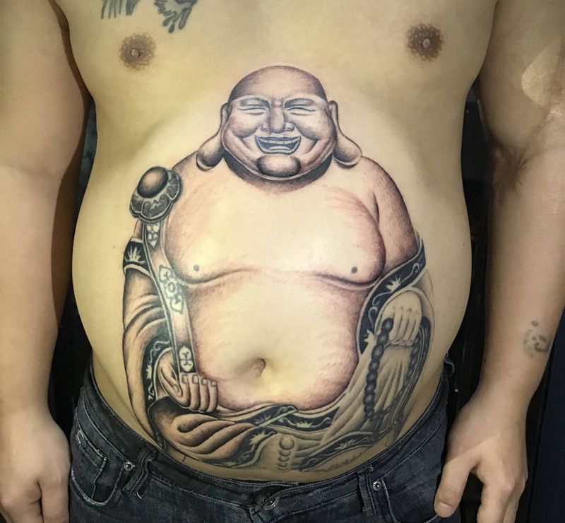 弥勒佛纹身图片_腹部老传统弥勒佛纹身图案