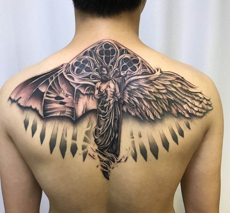 冥王哈迪斯纹身图片_肩部欧美写实冥王纹身图案