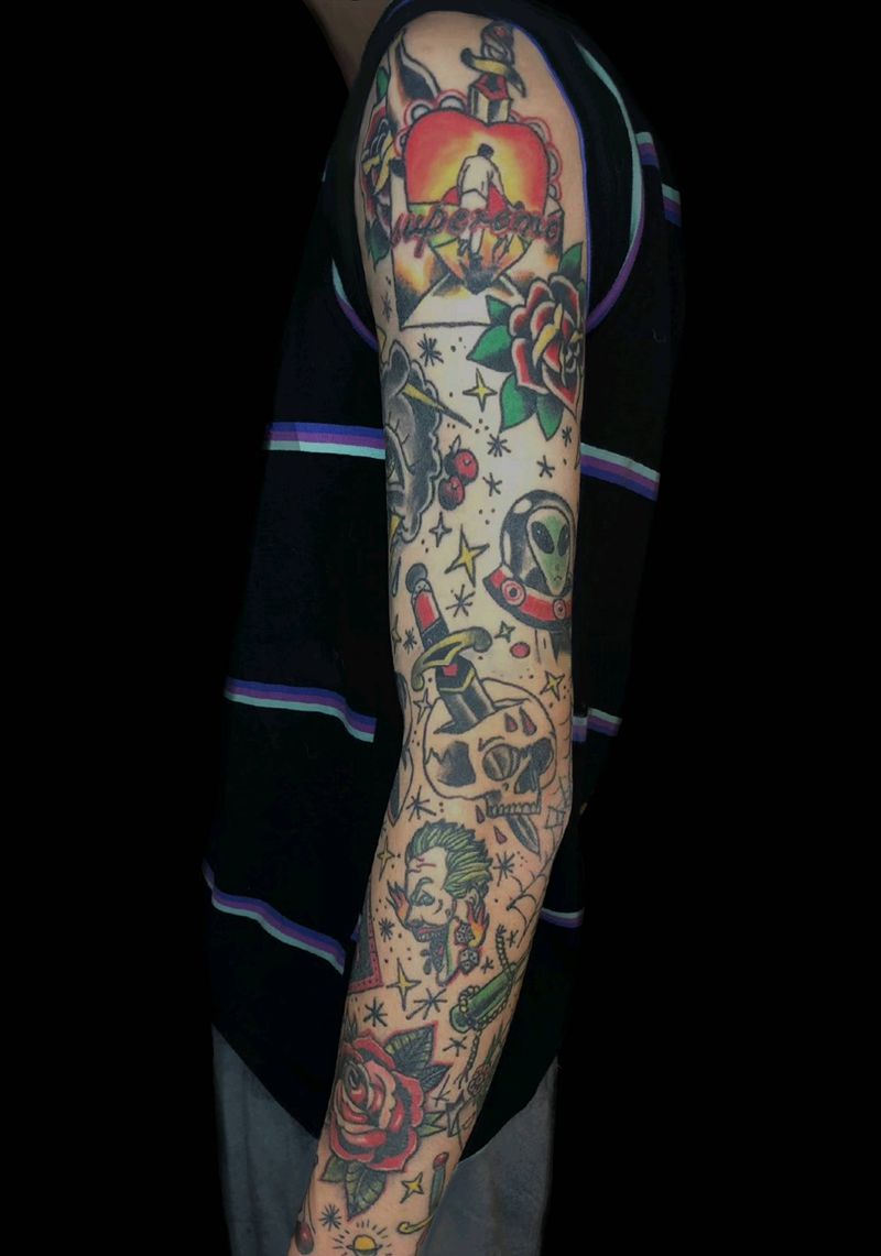 拼接花臂纹身图片_手臂新传统老传统纹身图案