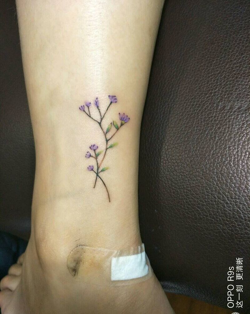 一个小花纹身图片