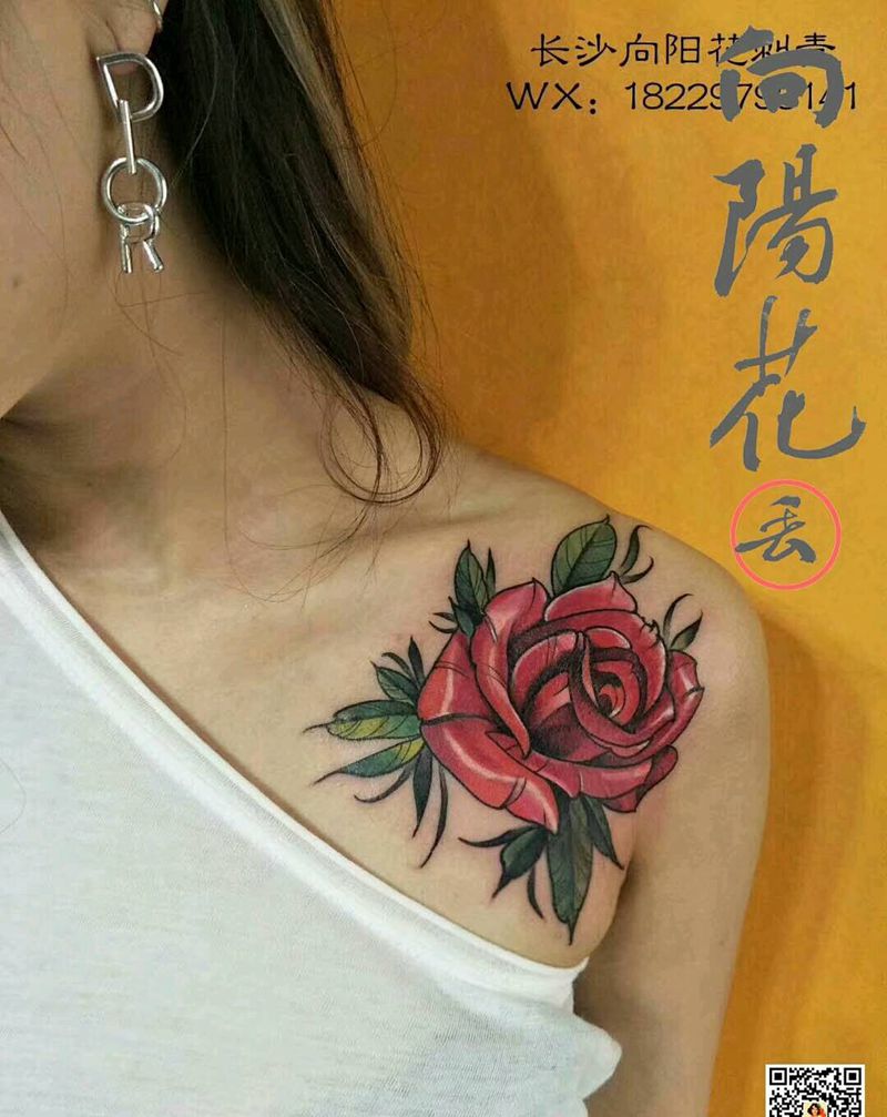小红花纹身图片_胸部New School玫瑰纹身图案