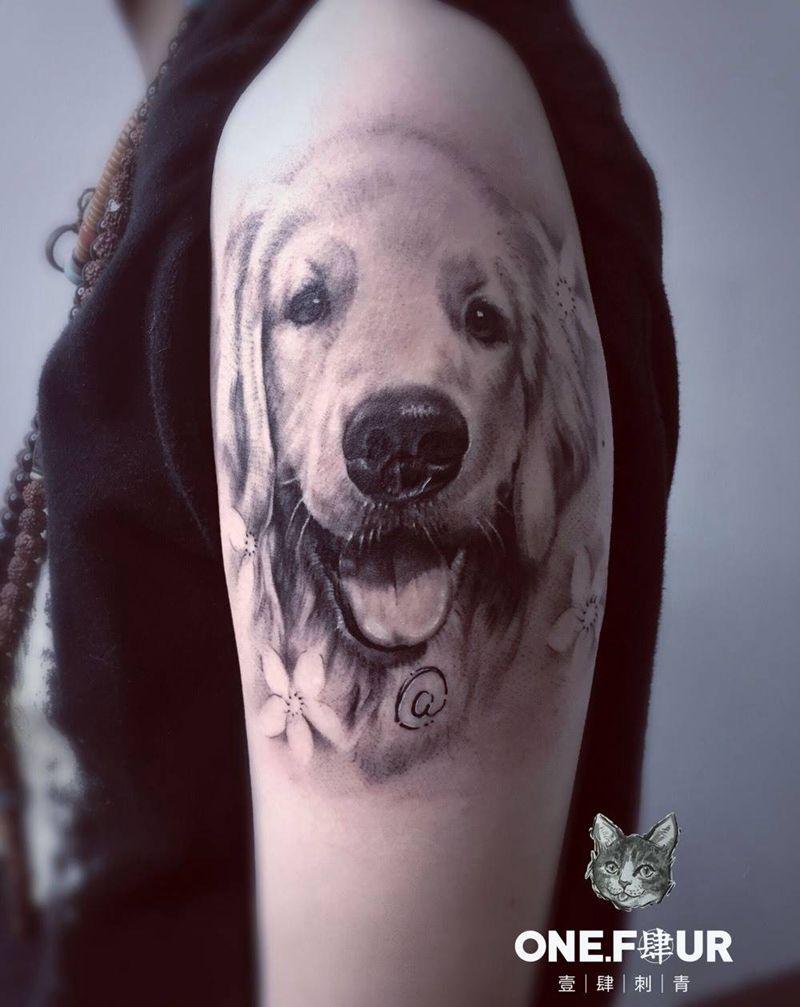 一只叫@的金毛纹身图片