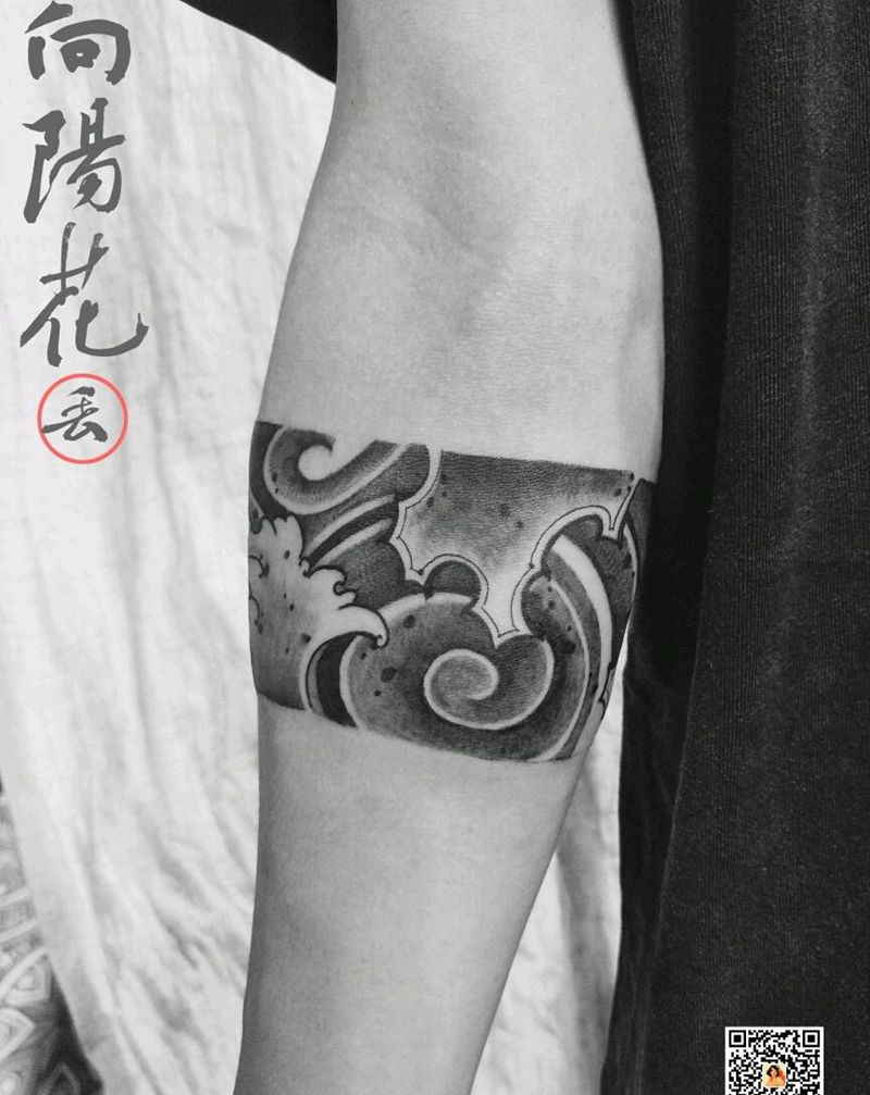手环纹身图片_手臂新传统浪花纹身图案